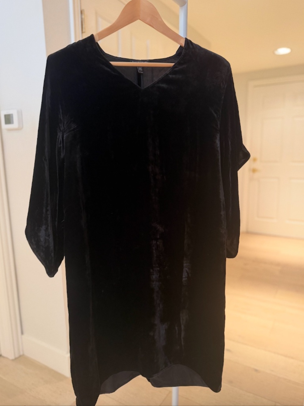 Eileen Fisher Black Velvet V-Neck Shift Dress Size M